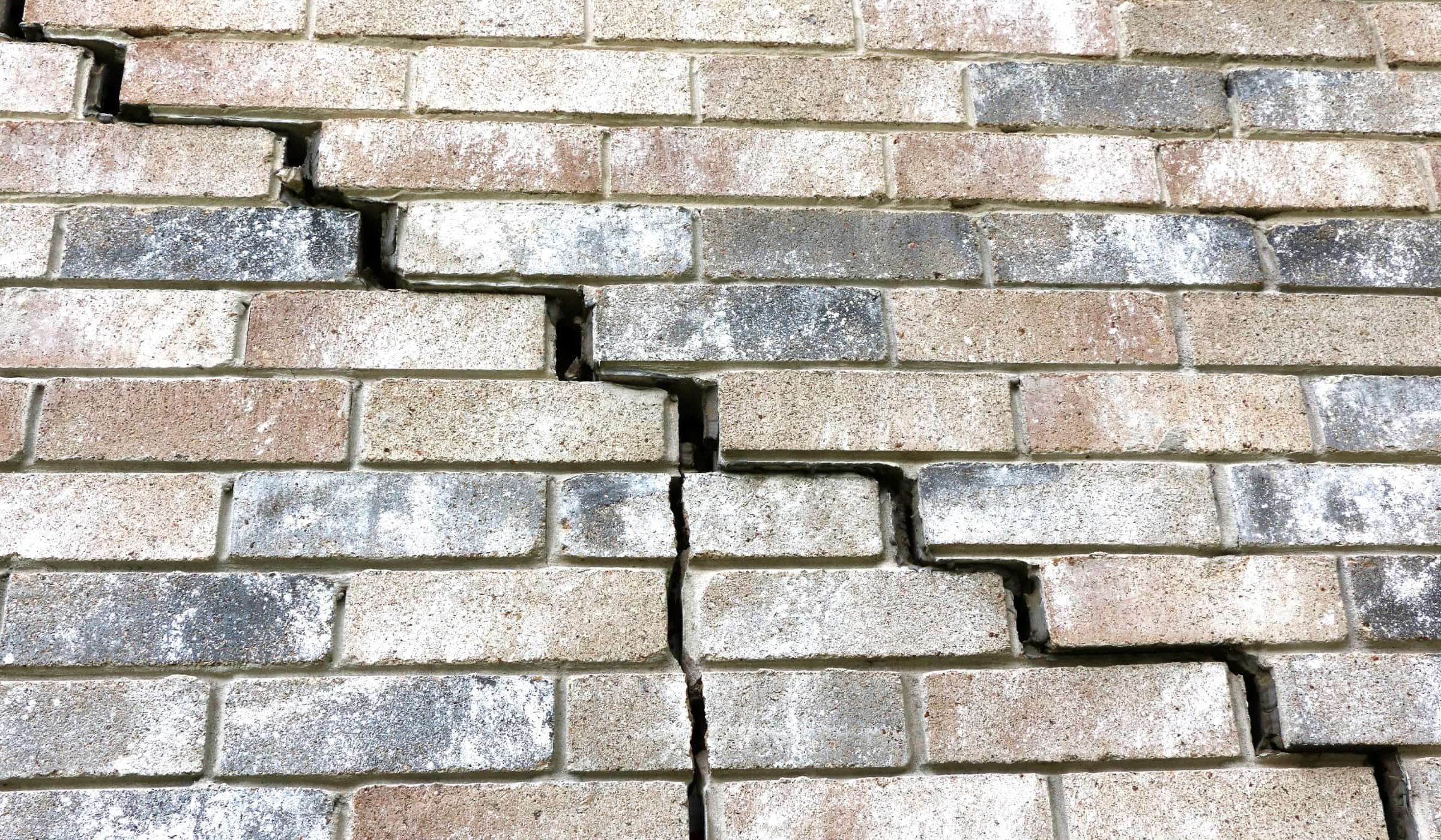 Crack in exterior wall due to subsidence